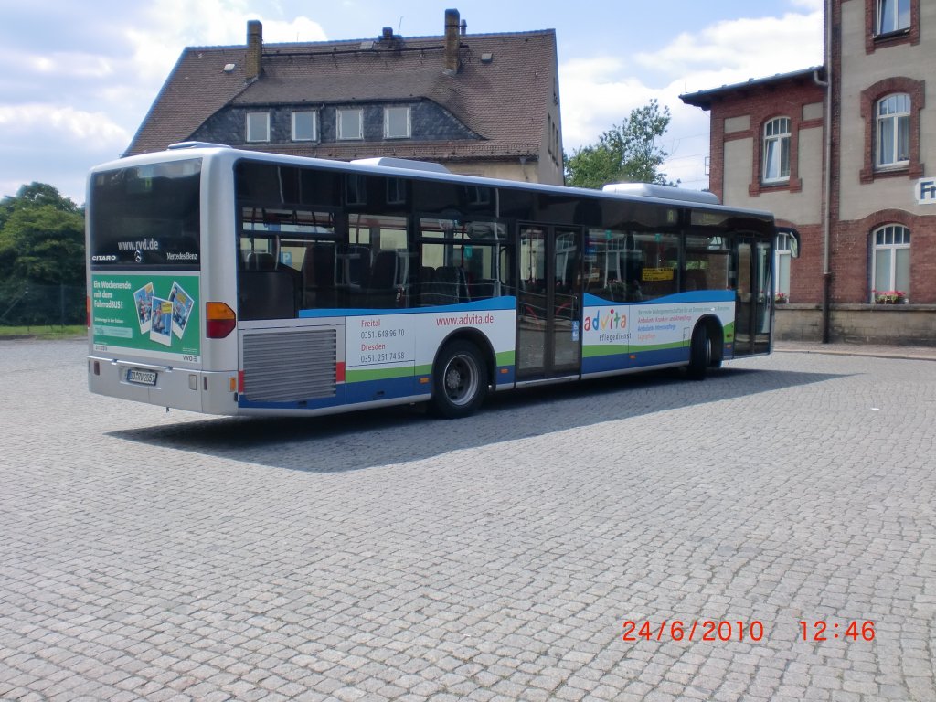 Der Advitabus des RVD' s dreht die Runde am Hainsberger Bhf. um dann nach Dresden zu fahren 