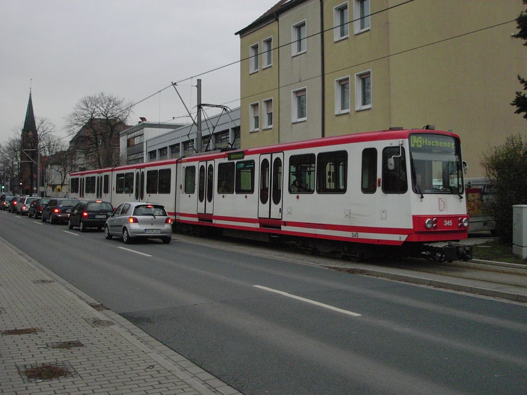 Ein Stadtbahnwagen B der Dortmunder Stadtwerke ist am 10.02.2004 in Lnen-Brambauer unterwegs.