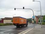 Ein LKW vom PLUS-Markt fhrt am 12.8.08 am Freitaler Busbhf.