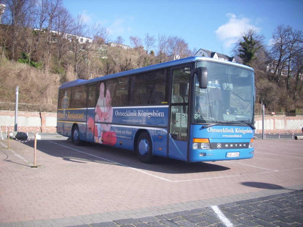 Setra 315 H der Ostseeklinik K�nigsh�rn im Sassnitzer Stadthafen.