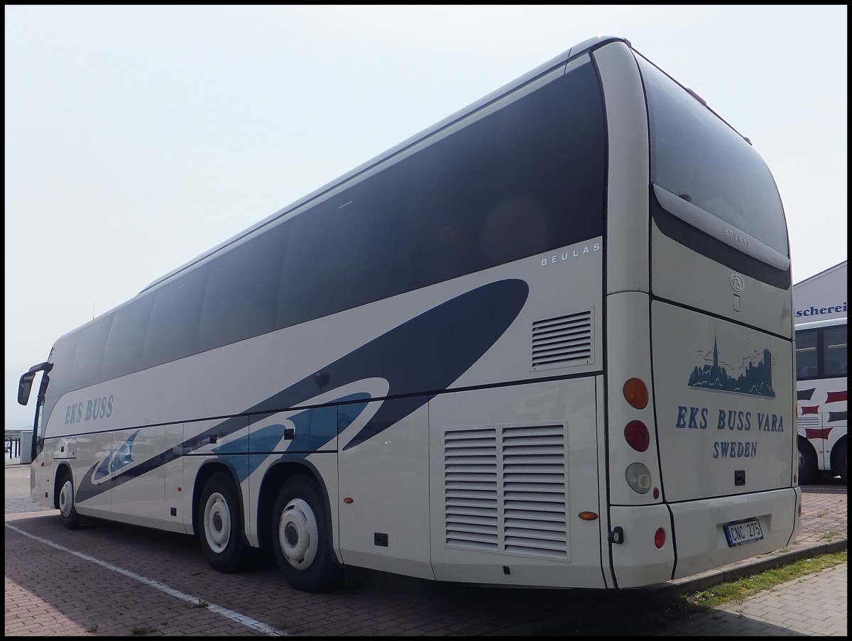 Beulas Aura von Eks Buss aus Schweden im Stadthafen Sassnitz.