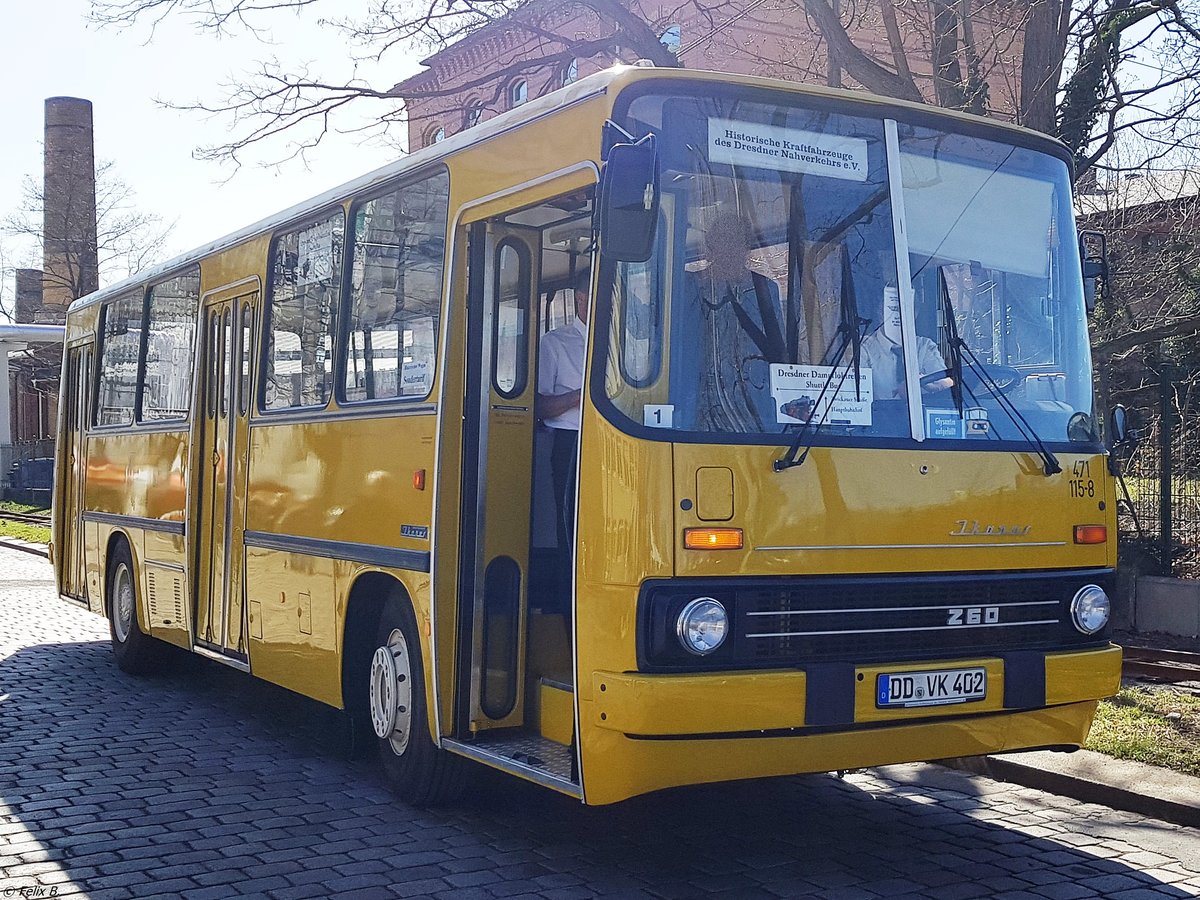Ikarus 260 der Dresdner Verkehrsbetriebe in Dresden. 