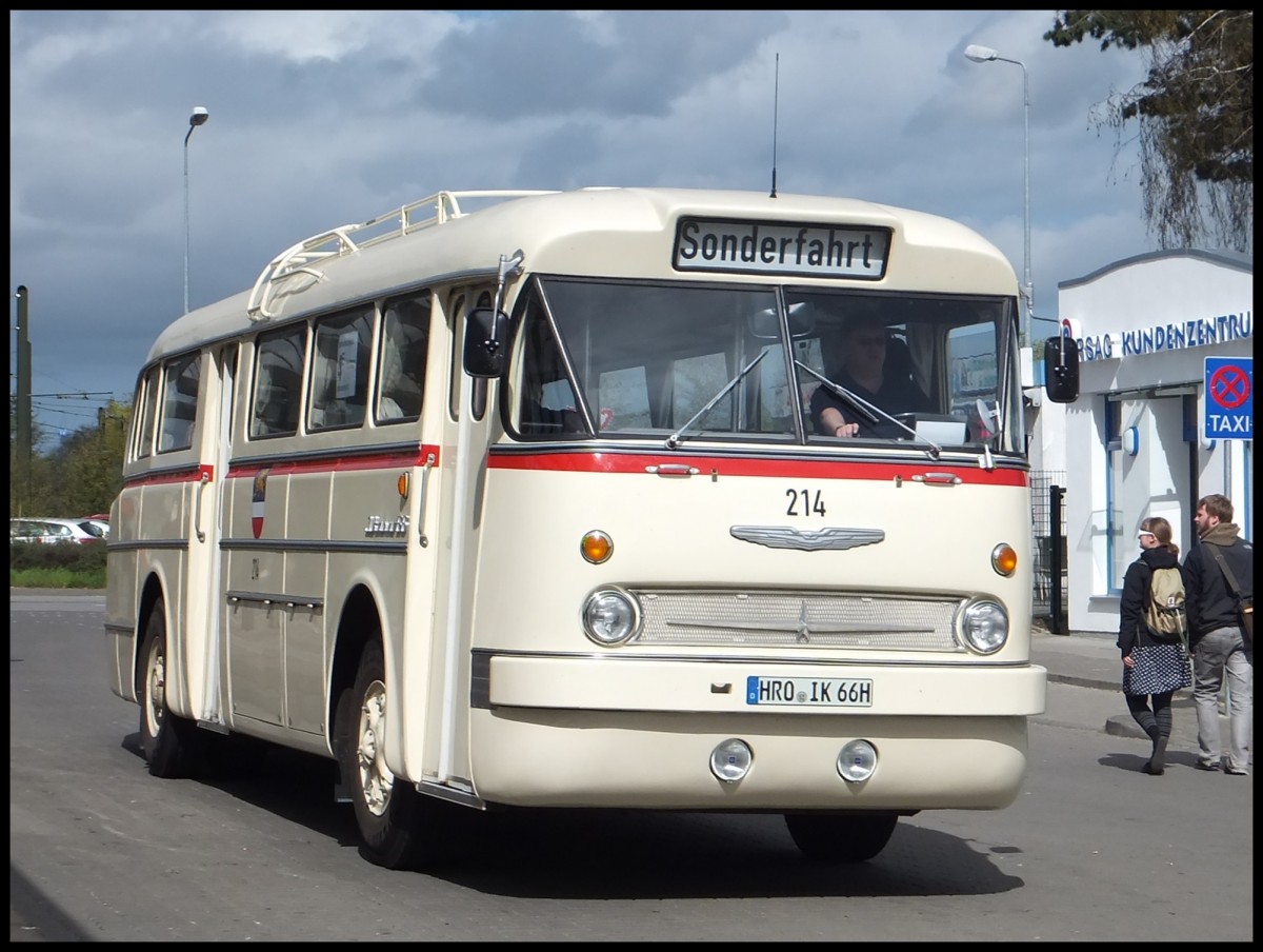 Ikarus 66 der Rostocker Stra�enbahn AG in Rostock.