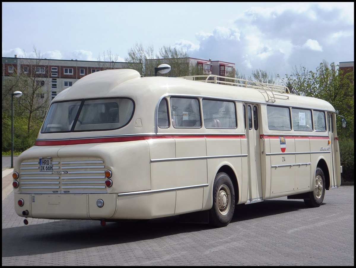 Ikarus 66 der Rostocker Stra�enbahn AG in Rostock.