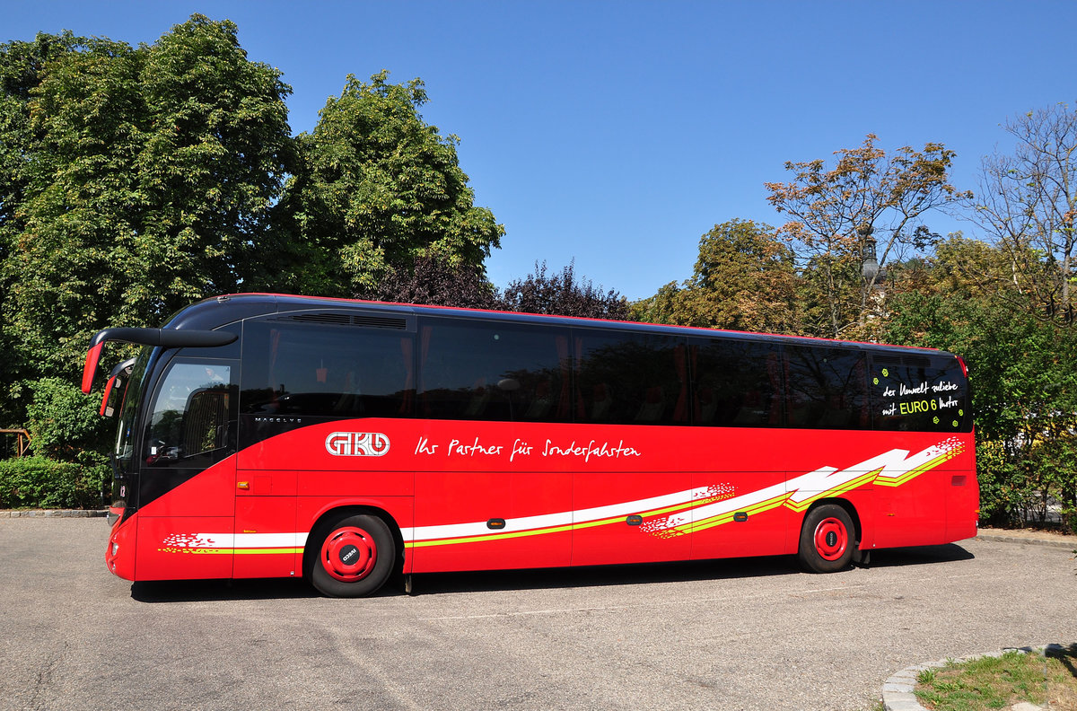IVECO Magelys von GKB aus Graz/�sterreich in Krems gesehen.