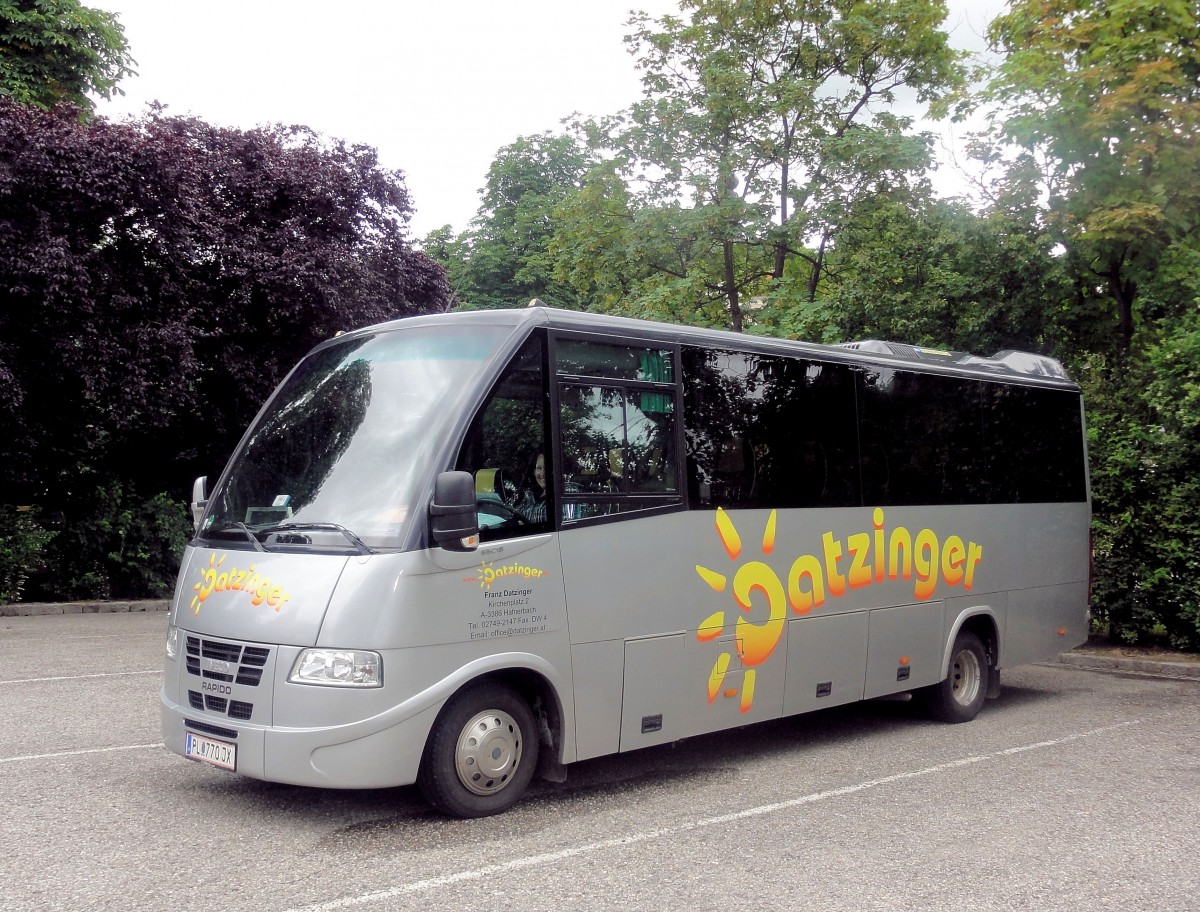 IVECO RAPIDO von Busreisen DATZINGER aus Nieder�sterreich am 26.6.2013 in Krems gesehen.