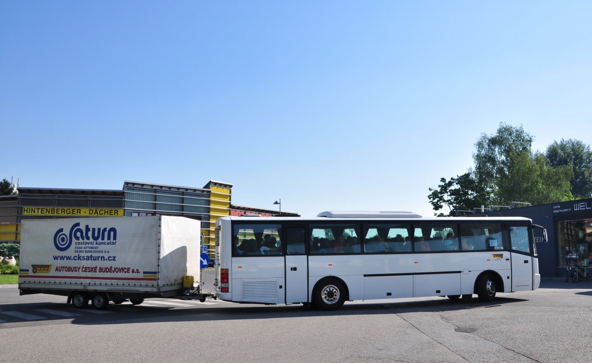 Karosa mit Radanh�nger aus der CZ am 17.5.2015 in Krems.