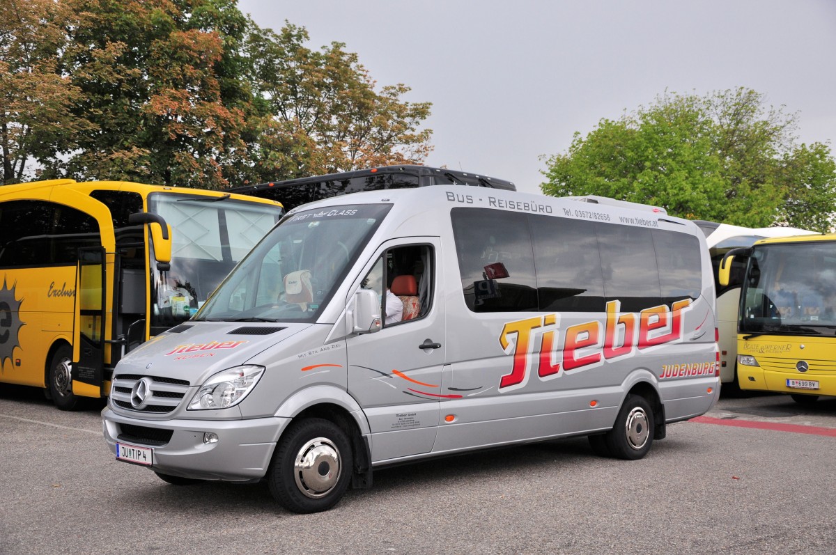 Kleinbus MB Sprinter von Tieber Reisen aus �sterreich am 12. Juli 2014 in Krems gesehen.