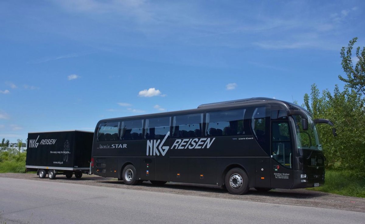 MAN Lion`s Coach von NKG Reisen G�nther Greber aus �sterreich in Krems.