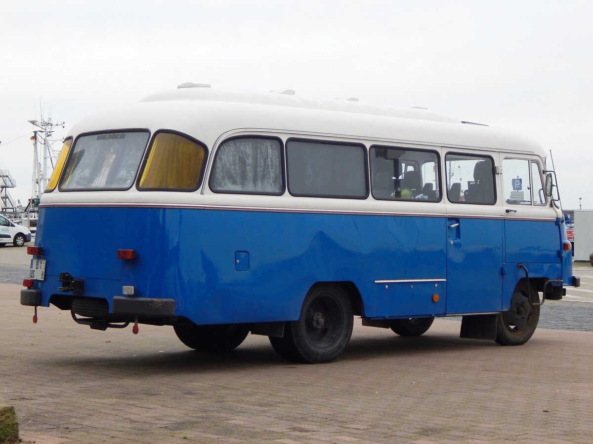Robur aus Deutschland im Stadthafen Sassnitz.