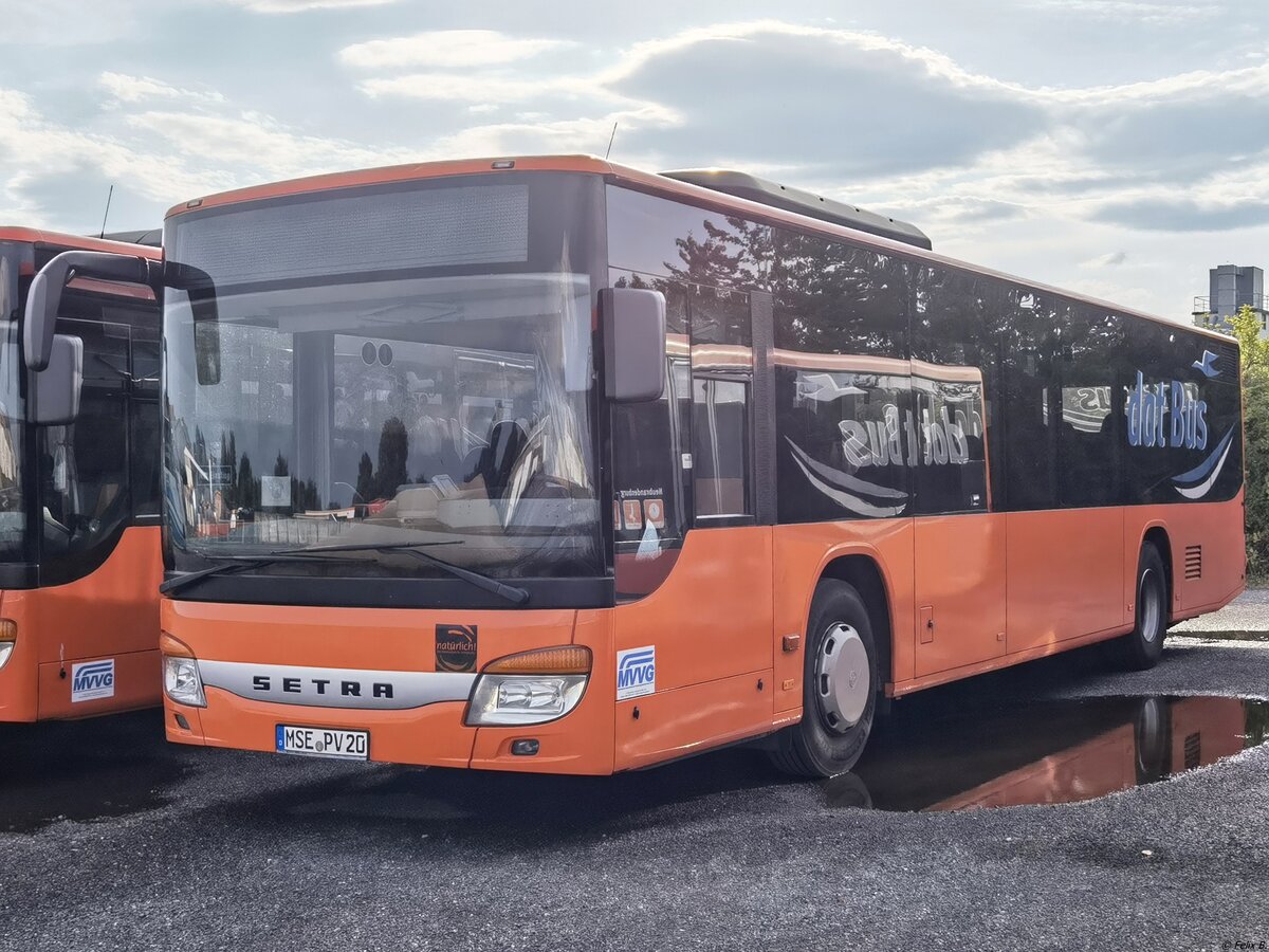 Setra 415 NF der MVVG in Röbel.