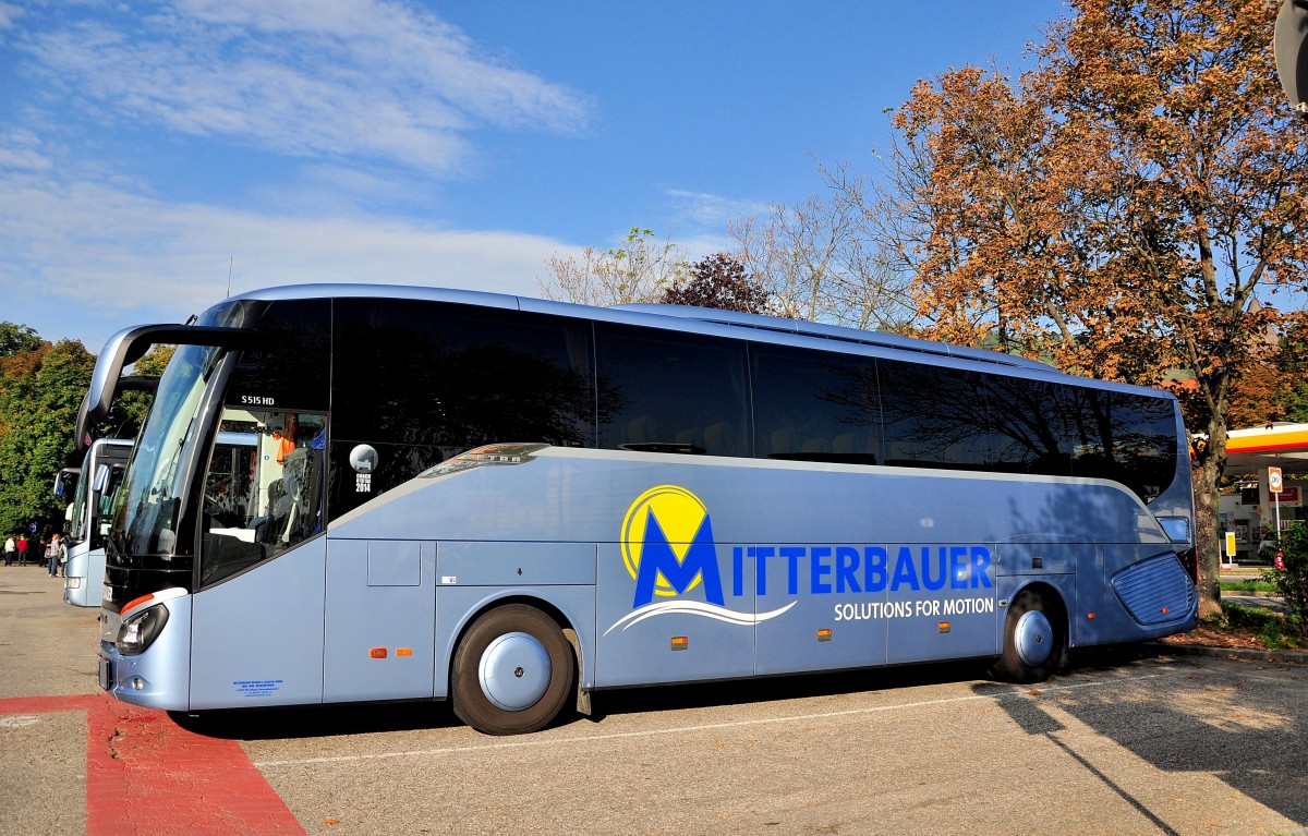 Setra 515 HD von Mitterbauer Reisen aus Nieder�sterreich am 20.9.2014 in Krems.