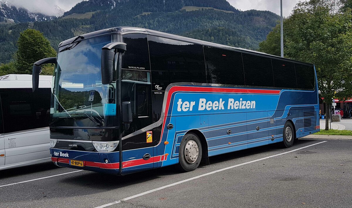 =Van Hool TX Acron von ter Beek-Reisen steht im September 2022 auf dem Parkplatz K�nigsee