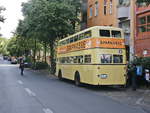 Wagen 1629 B�ssing D2U steht an der Haltestelle Monumentenstr.
