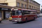 Setra S 140 Bahnbus der Deutschen Bundesbahn ist hier am 4.7.1988  am Bahnof Gie�en unterwegs.