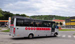 Midibus IVECO 70C17 vom Reiseb�ro BAUMGARTNER aus Ober�sterreich in Krems gesehen.