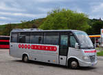 Midibus IVECO 70C17 vom Reiseb�ro BAUMGARTNER aus Ober�sterreich in Krems gesehen.