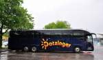 Irisbus Magelys von Datzinger Reisen aus Nieder�sterreich am 13.Mai 2014 bei Starkregen in Krems gesehen.