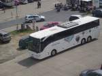Mercedes Tourismo von der AOK-Klinik R�gen im Stadthafen Sassnitz.