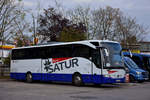 Mercedes Tourismo von SATUR aus der SK in Krems.
