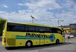 Mercedes Tourismo von Paznauntaler Reisen aus �sterreich 2017 in Krems.