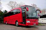 Mercedes Benz Travego von Neubauer Reisen aus �sterreich am 25.9.2014 in Krems.