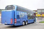 Neoplan Skyliner Bistro von J�bstl Reisen aus �sterreich in Krems gesehen.