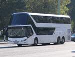 Neoplan Skyliner von Schmidt Reisen aus Deutschland in Berlin.