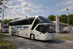 Neoplan Starliner von HUBER Reisen aus �sterreich im Mai 2018 in Krems.