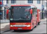 Setra 415 GT-HD mit Radanh�nger von Arzt aus Deutschland in Sassnitz.