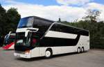 Setra 431 DT aus Wien im Juni 2015 in Krems gesehen.