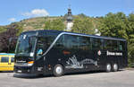 Setra 517 HD  Sydney  von H�ffmann Reisen aus der BRD 2017 in Krems.