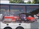 Fleischer, Opel Blitz und ein Oldtimer PKW auf dem Van Hool T916 vom Reiseb�ro Ludwig aus Deutschland im Stadthafen Sassnitz.