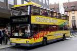 Doppeldeckerbus in N�rnberg unterwegs bei einer Stadtrundfahrt im September 2014 