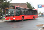 Unser Roter Bus als SEV von Warnem�nde nach Rostock-Marienehe in Warnem�nde.26.10.2018