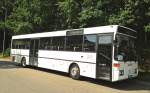 Dieser Mercedes-Benz O 407 von M�rkl-Reisen war am 6.7.2013 in der N�he des Vogelwoogs in Kaiserslautern abgestellt.
