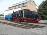 Am 16.08.2011 steht Lok 20 vor Lok 35 im Bahnhof Benndorf und wird f�r die am 17.08.2011 bevorstehende (Wider)einweihungsfahrt, nachdem sie bei einem Zugzusammensto� auf der L��nitzgrundbahn am
