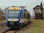 Einfahrt HEX VT 804 in den Bahnhof von Thale am 17. Februar 2018.