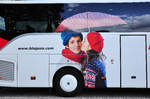 Nettes Au�endekor am Setra 517 HD von Blaguss Reisen aus Wien gesehen.