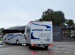 Setra 515 HD von Dartmann Reisen (mit Radanh�nger) in Krems gesehen.