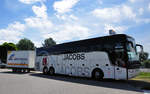 Van Hool TX16 astron mit Radanh�nger von JACOBS Reisen aus Belgien in Krems gesehen.